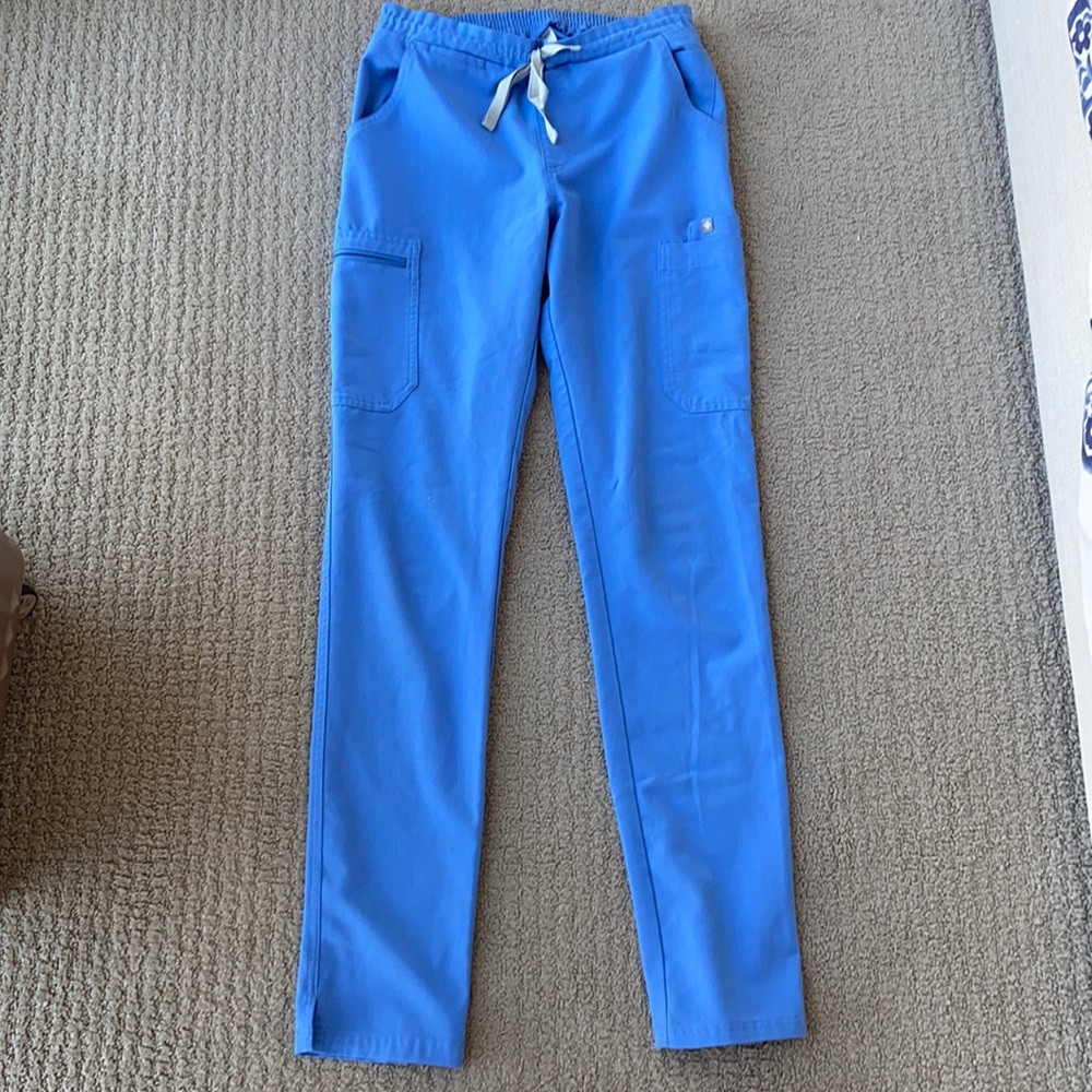SET! Figs- Ceil blue- top and bottom- XS